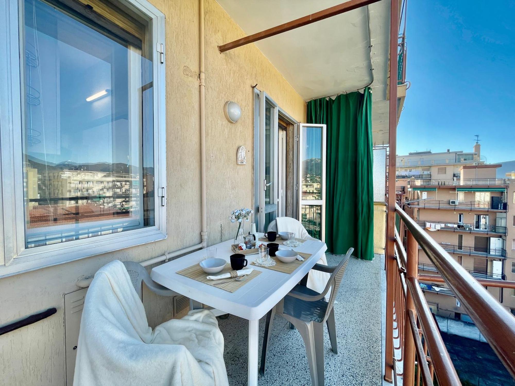 150Mt Dal Mare Monolocale In Centro Con Vista Aperta, Wi-Fi E A/C Apartment โลอาโน ภายนอก รูปภาพ