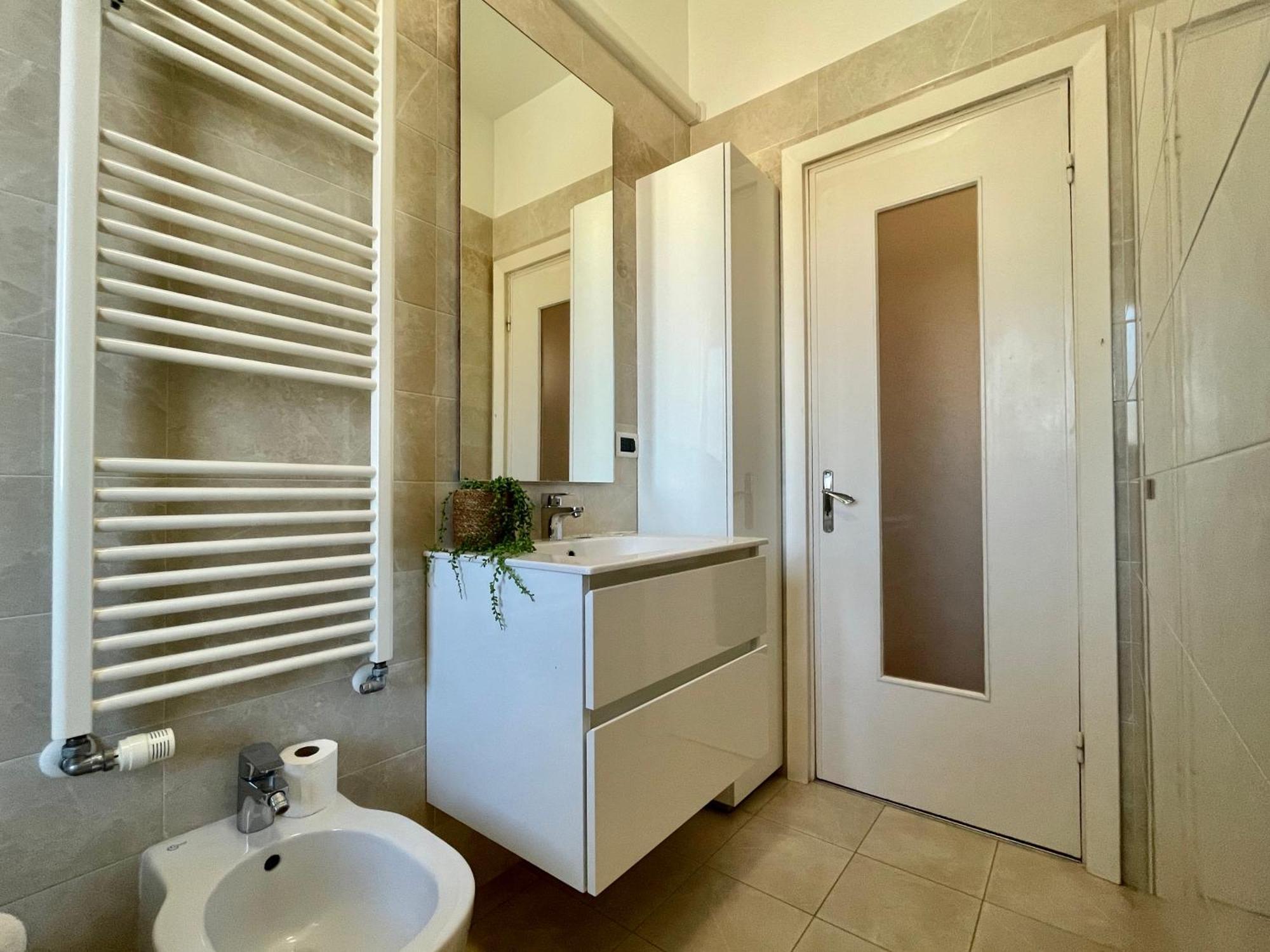 150Mt Dal Mare Monolocale In Centro Con Vista Aperta, Wi-Fi E A/C Apartment โลอาโน ภายนอก รูปภาพ