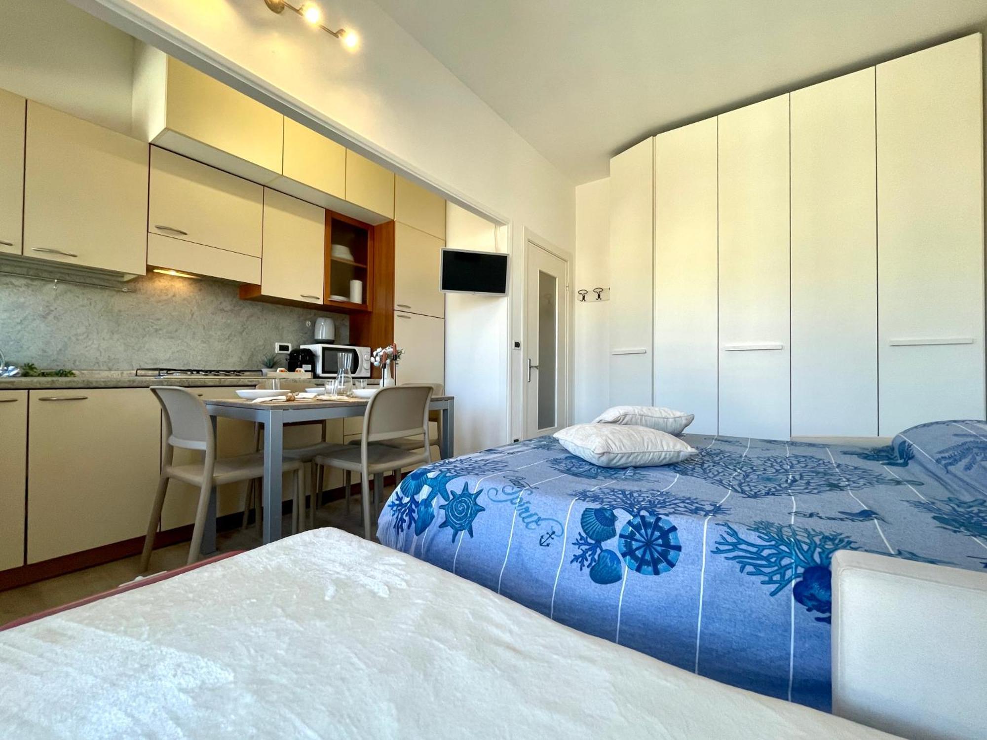 150Mt Dal Mare Monolocale In Centro Con Vista Aperta, Wi-Fi E A/C Apartment โลอาโน ภายนอก รูปภาพ