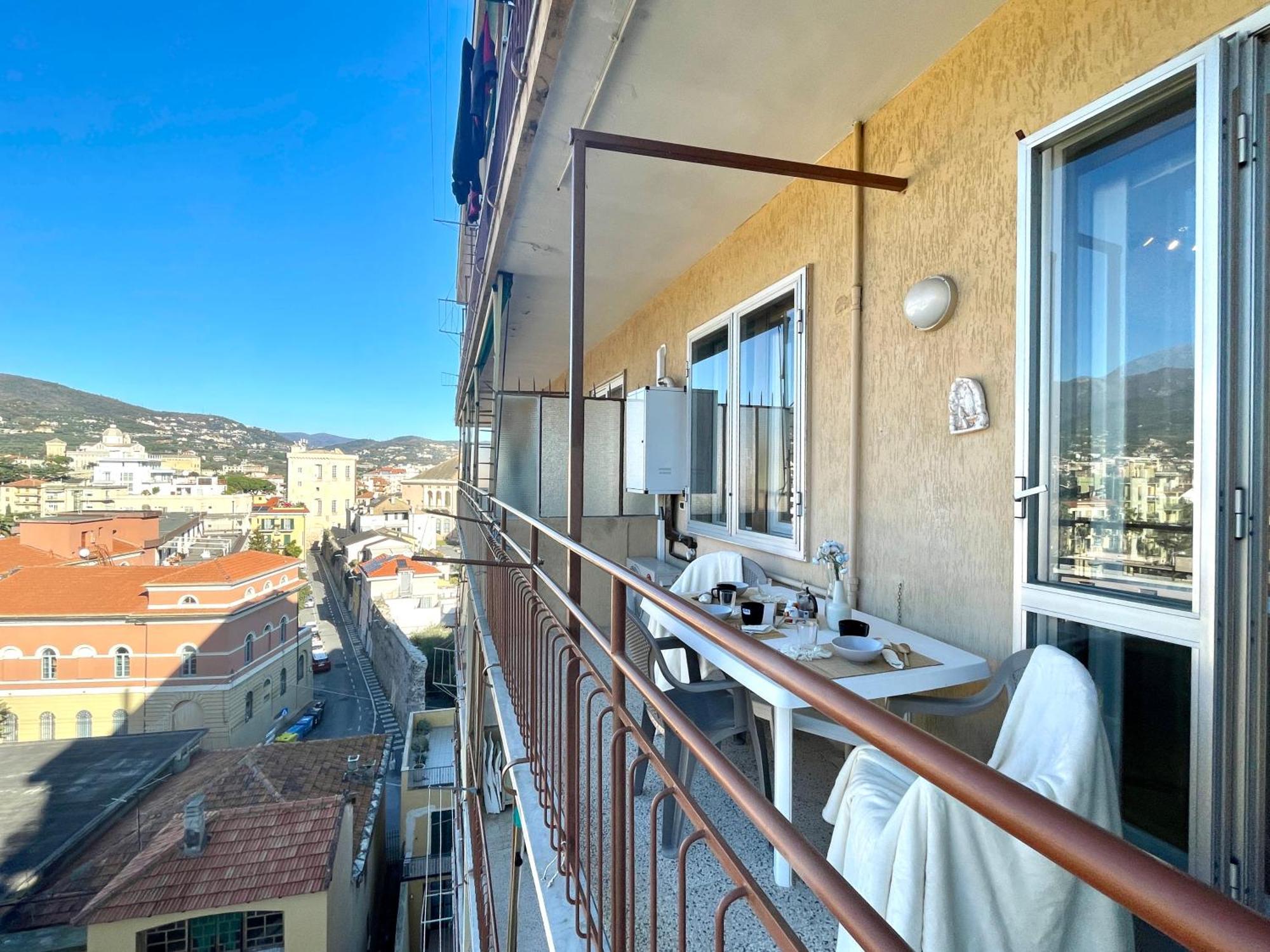 150Mt Dal Mare Monolocale In Centro Con Vista Aperta, Wi-Fi E A/C Apartment โลอาโน ภายนอก รูปภาพ